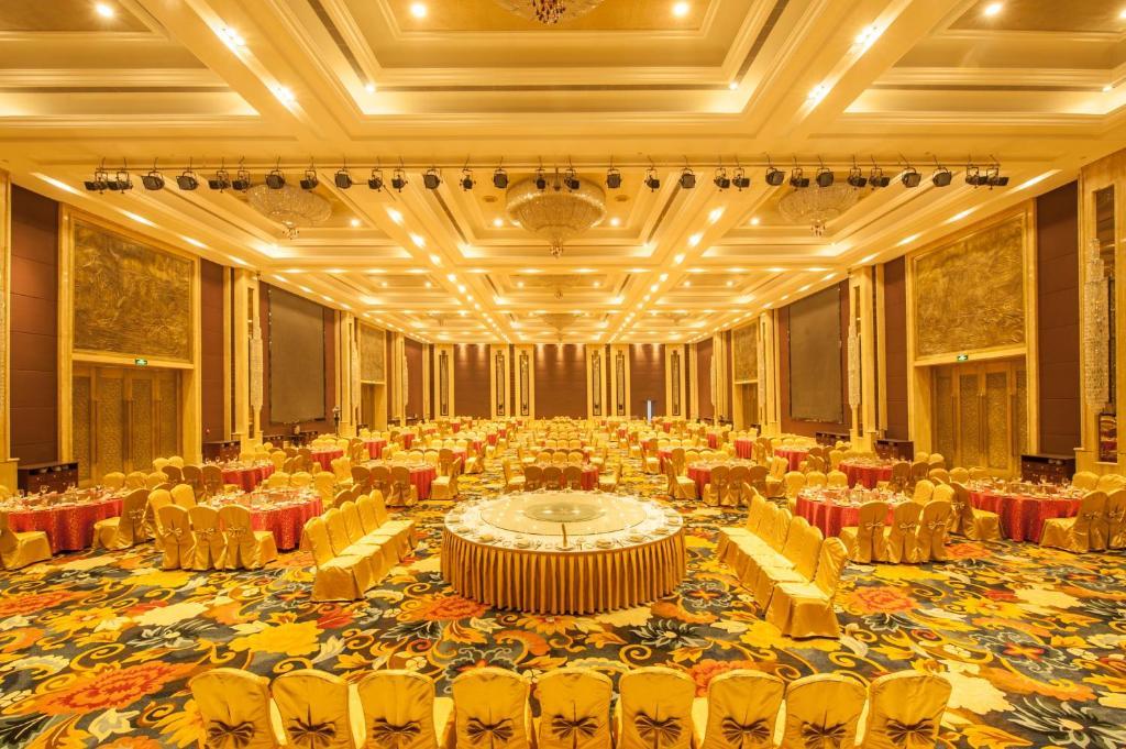 Hebei Hotel Zhongmao Haiyue Hotel Шицзячжуан Экстерьер фото