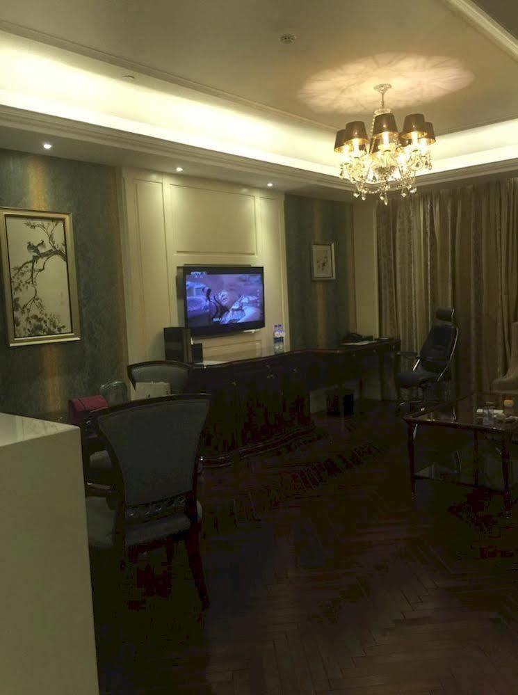 Hebei Hotel Zhongmao Haiyue Hotel Шицзячжуан Экстерьер фото